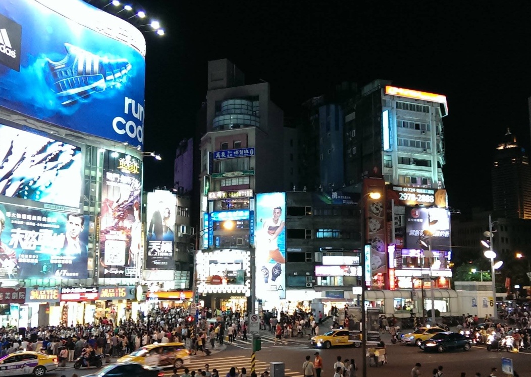 西門町でショッピング